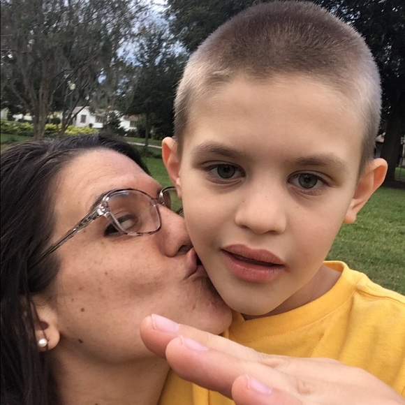 Meet your Posher, Kristen - Picture 5 of 5